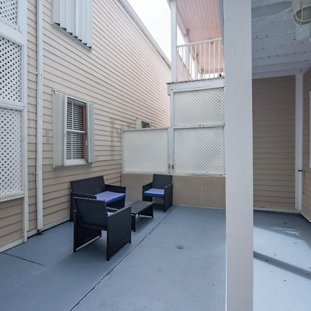 New Casa Caribe By Brightwild- Two-Story Condo Rooftop Pool Key West Exterior photo